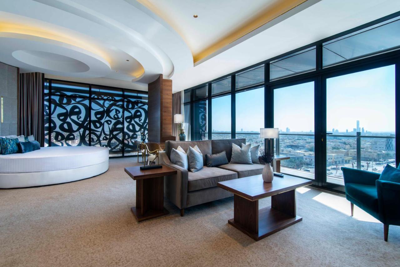 Waw Hotel Suites King Abdullah District Riad Exterior foto